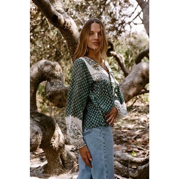 Daughters of India Rooh Long Sleeves Blouse in Pine Sz XS - Picture 11 of 12